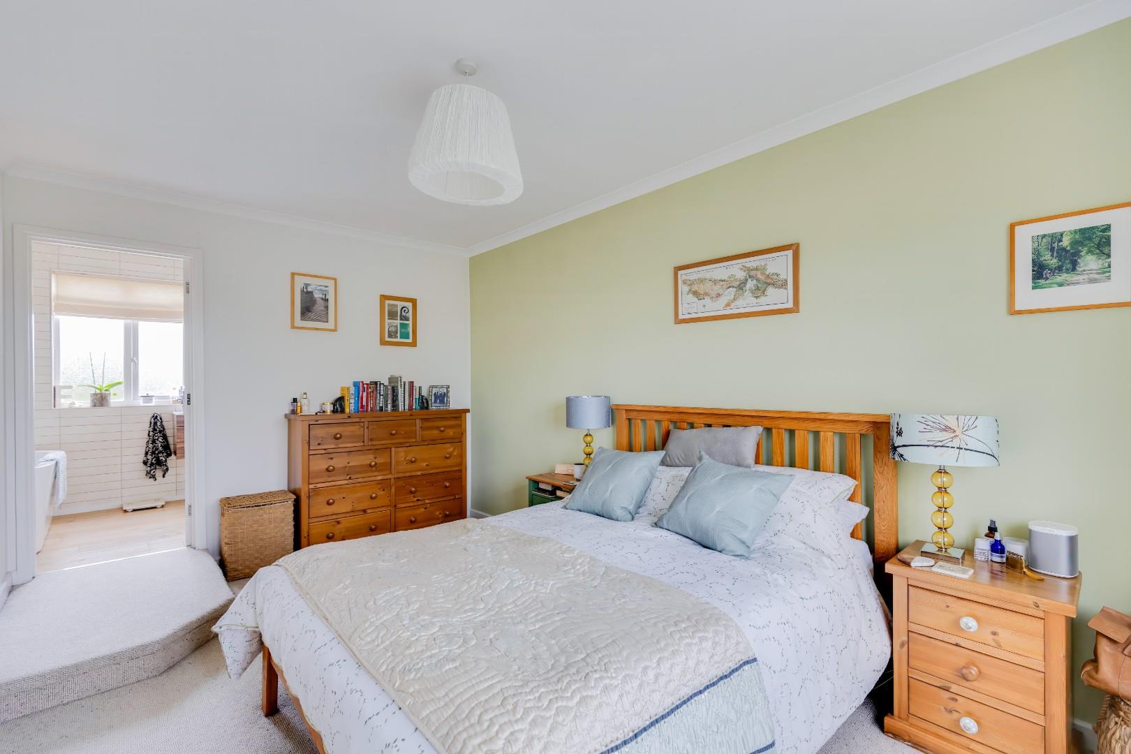 Bracklinn, St. Quentins Close, Llanblethian, Cowbridge, Vale of Glamorgan, CF71 7EZ